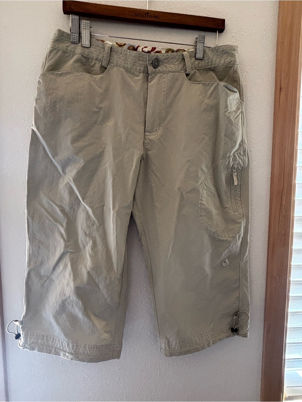 Isis Women's Light Khaki Capris with Utility Pockets